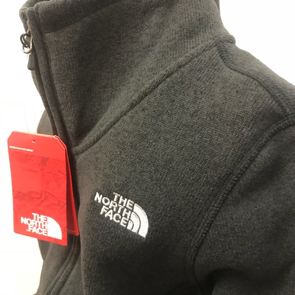 ❌❌SOLD❌❌NWT North Face Ladies fleece jacket. Med - Picture 4 of 7